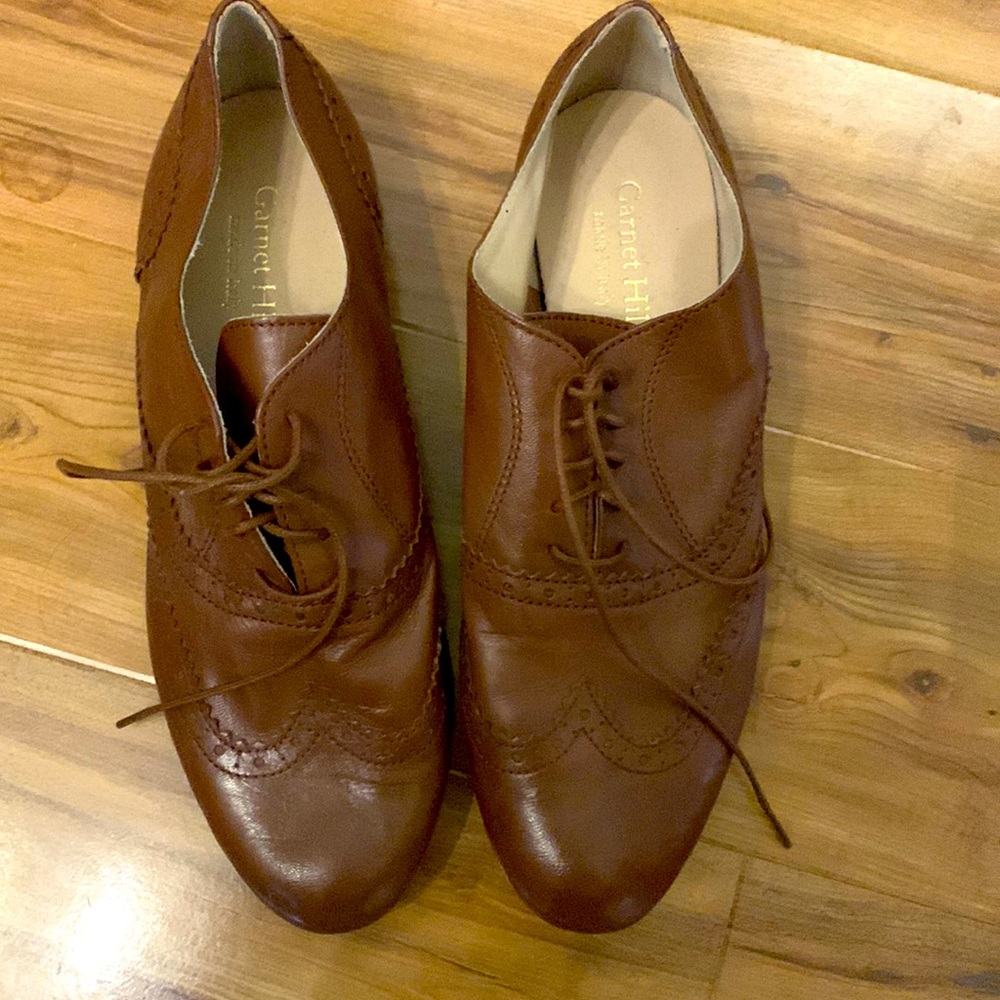 Brand new Gorgeous rich brown leather Garnet Hill lace up oxfords